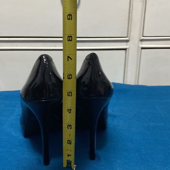 Aldo patent leather shoes 4.5 inch heels - Picture 4 of 5